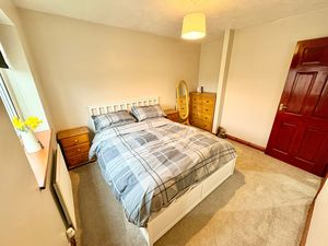 Photo 19- click for photo gallery